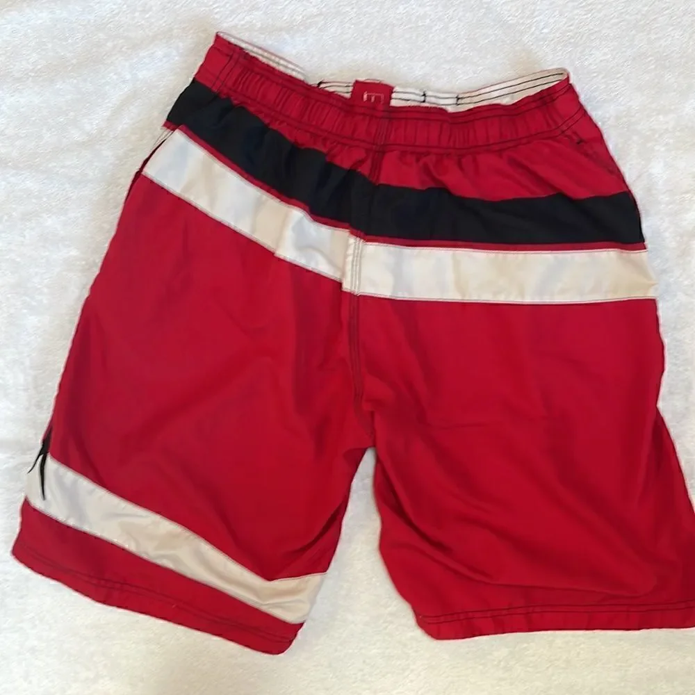 Speedo Mens swim trunks.  Size medium.